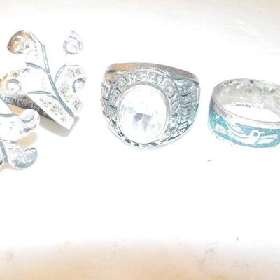3 Vintage sterling rings, Sutton H.S. (1977), Indian Leaf, Peace dove.