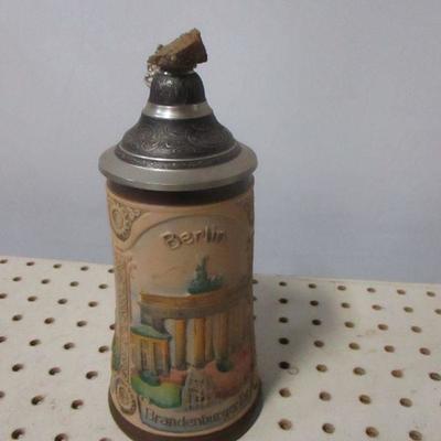 Lot 172 - Berlin Wall Beer Stein With COA #1088/5000