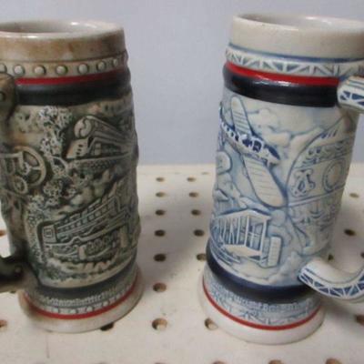Lot 189 - Beer Steins & Mugs - Endangered Species 
