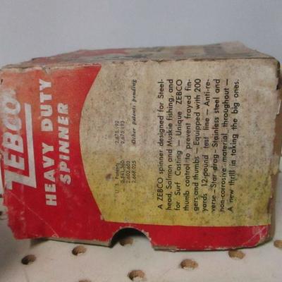 Lot 192 - Zebco Model 55 Heavy Duty Spinner Spincast Reel - Box - Manual  