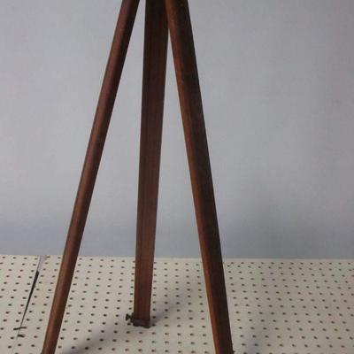 Lot 193 - Wooden Tripod