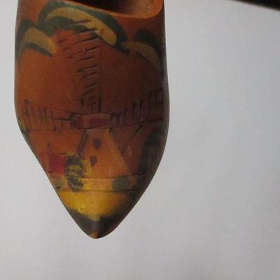 Lot 194 - Wooden Holland Clogs - Heineken Beer
