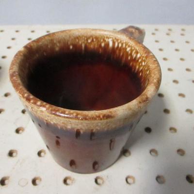 Lot 195 - Hull Coffee Cups