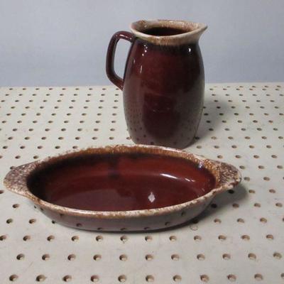 Lot 197 - Hull Small Pitcher & Platter