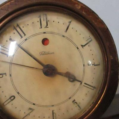 Lot 199 - Telechron Electric Clock