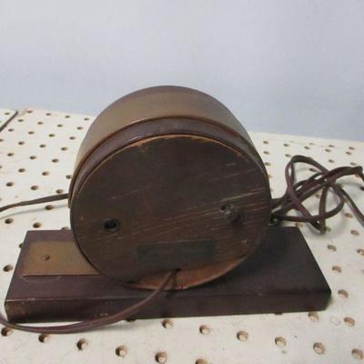 Lot 199 - Telechron Electric Clock