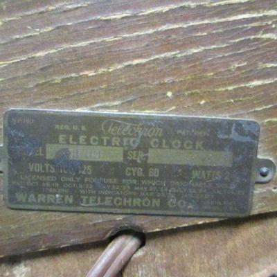 Lot 199 - Telechron Electric Clock