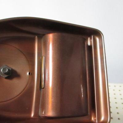 Lot 200 - Lux Clock Globe Style - Wind Up