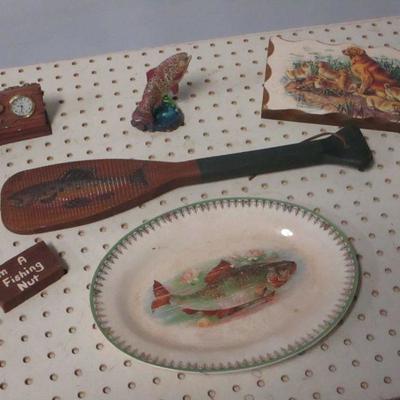 Lot 213 - Outdoor Decor - Fishing