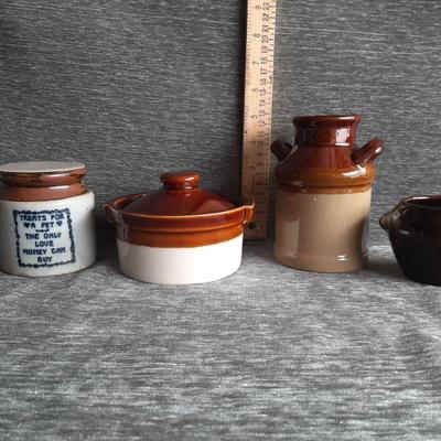 Vintage ceramic      (LOT 57)