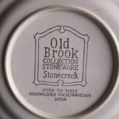 Vintage 7.5" plates   (LOT 70)