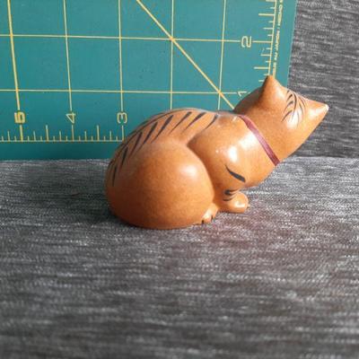 Vintage Made   (LOT 87)