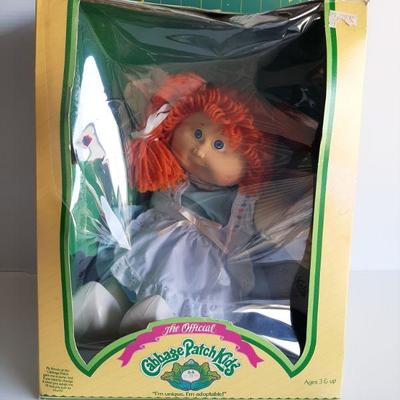 Vintage doll   (LOT 142)