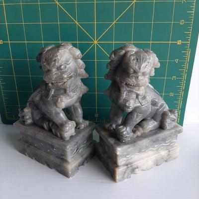 Vintage bookends   (LOT 165)