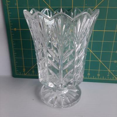 Vintage vase   (LOT 167)