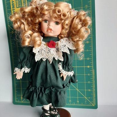 Vintage doll  (LOT 180)