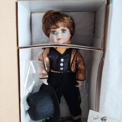 Vintage doll  (LOT 181)