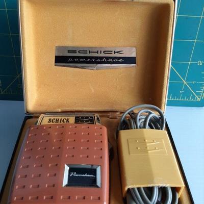 Vintage razor (LOT 183)