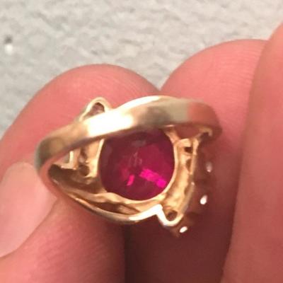 Vintage 3 Carat Ruby Ring in 14k Gold