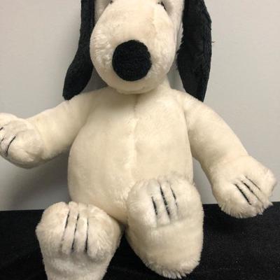 18 Vintage 1968 united feature syndicate snoopy plush doll 