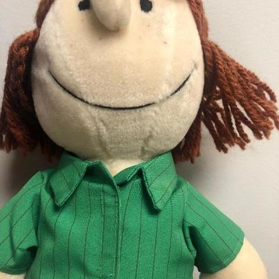 #71 Charlie brown and peppermint Patty plush dolls
