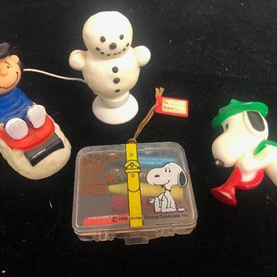 #76 Small vintage toy bundle
