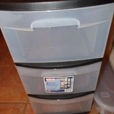 LOT 11  STORAGE CONTAINERS FOR HOUSEHOLD & KITCHEN