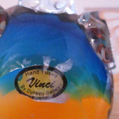 Lot 214 - Vinci Dynasty Gallery Art Glass Hand Fused Paperweight - Sea Turtle Colorful