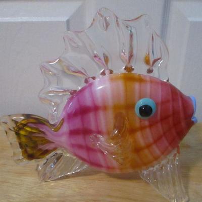 Lot 215 - Art Glass - Fish Colorful