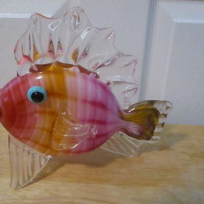 Lot 215 - Art Glass - Fish Colorful