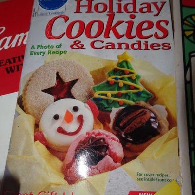 3 Paperback Holiday Cookbook Pamphlets, Campbell's Soup Pillsbury