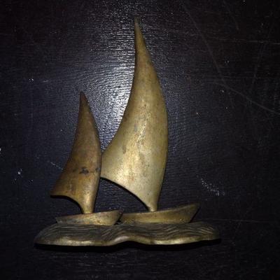Double Sailboats on the Water, Brass Sailboats