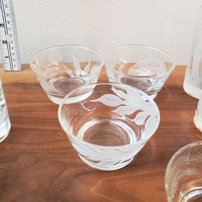 Lot 15:Mid Century Frosted Glasses & Bowls Lot