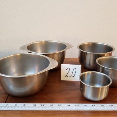 Lot 20: (5) Metal Mixing Bowl Lot
