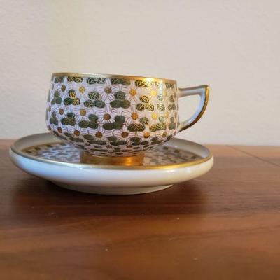 Lot 23: Asian Teapot and Cups