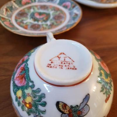 Lot 23: Asian Teapot and Cups