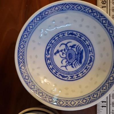 Lot 27: Jingdezhen China Rice Grain Blue & White - Flower & Dragon Porcelain Dish Set