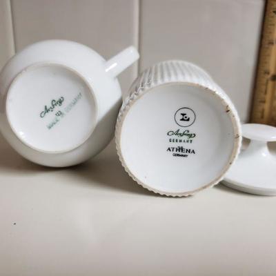 Lot 28: Arzberg Porcelain China Set