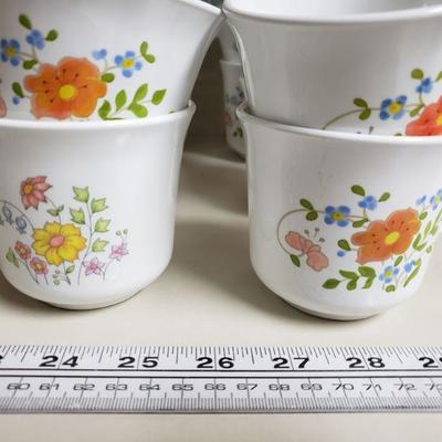 Lot 31: Tea Kettle and 12 Coffee Cups
