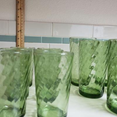 Lot 33: Mid Century Modern Green Small & Medium Glass Tumblers 