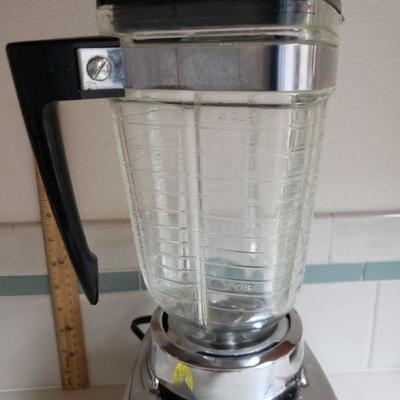 Lot 49: Vintage Osterizer Blender and Storage Jar