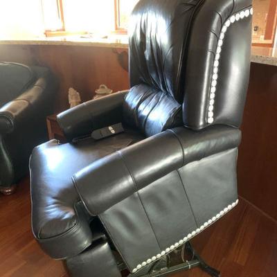 AEC 158  OKIN LIFT CHAIR BLACK LEATHER METAL TACKS 