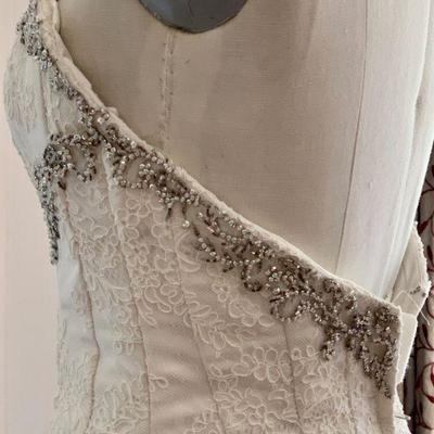 LT 2 SALLY CREW DEBUTANTE BALL GOWN/ WEDDING DRESS SIZE 8