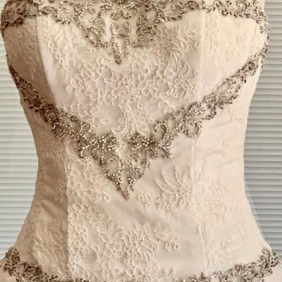LT 2 SALLY CREW DEBUTANTE BALL GOWN/ WEDDING DRESS SIZE 8