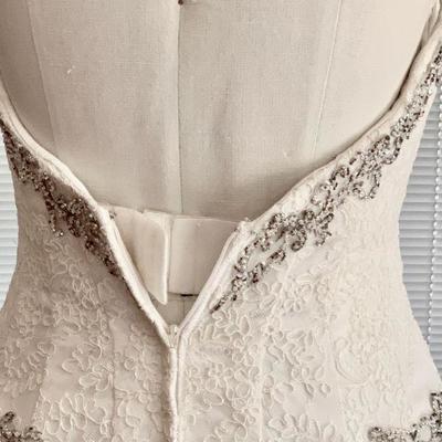 LT 2 SALLY CREW DEBUTANTE BALL GOWN/ WEDDING DRESS SIZE 8