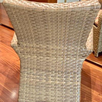 ARC 188  WOVEN WICKER CLUB CHAIR STRIPE SEAT CUSHION