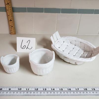 Lot 62: (2) Fitz & Floyd Porcelain Baskets & (1) Woven Portugal Dish