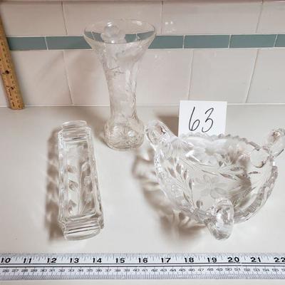 Lot 63: (3) Etched Flower Crystal Pieces