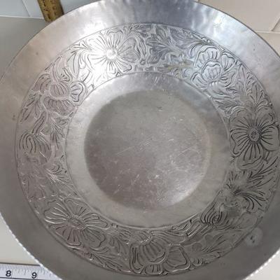 Lot 70: Vintage Hand Forged Metal Bowl