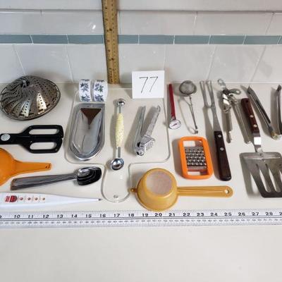Lot 77: Kitchen Utensils Lot